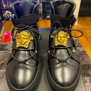 Gorgeous Vintage Look Black & Gold Medusa Versace Shoes With gold belt scraps.